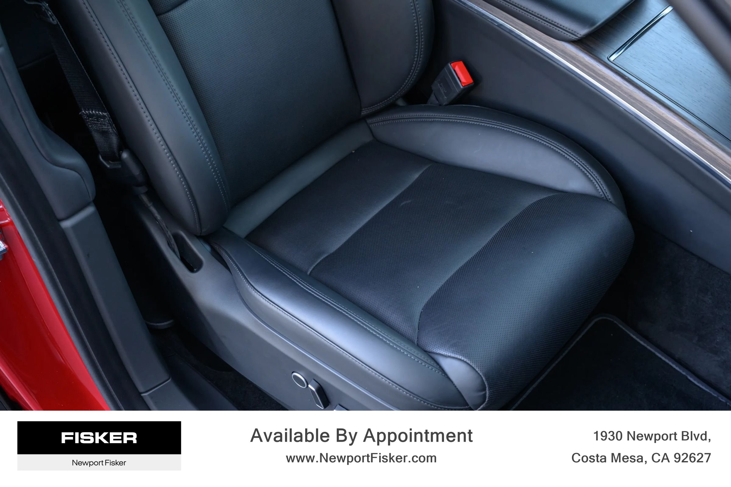 Used 2024 Tesla Model X AWD/4WD image 32