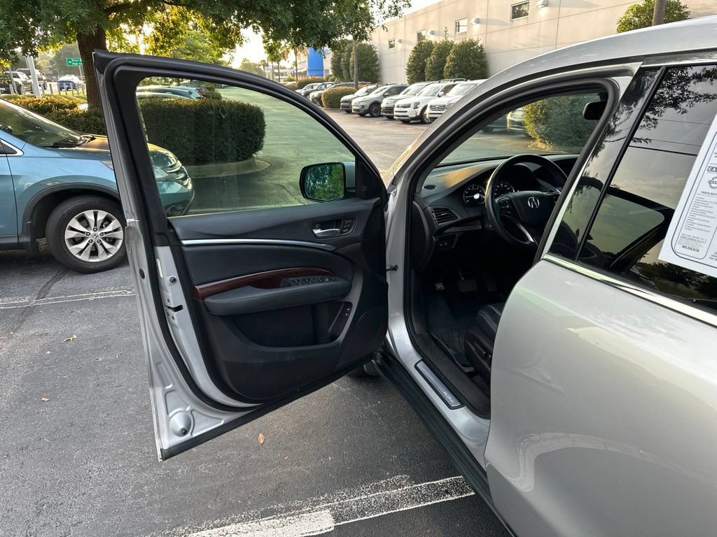 Used 2015 Acura MDX w/ Technology Package AWD/4WD image 19