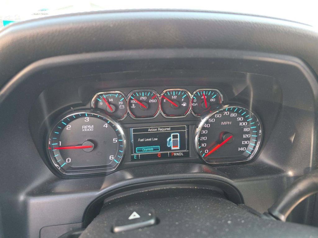 Used 2018 GMC Sierra 1500 SLT w/ SLT Premium Package image 3