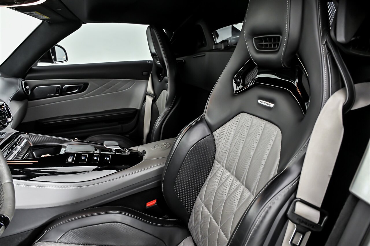 Used 2020 Mercedes-Benz AMG GT C image 21