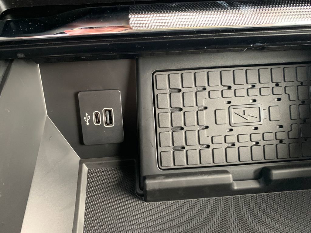 New 2025 Ford F150 Lariat w/ Equipment Group 502A High image 26