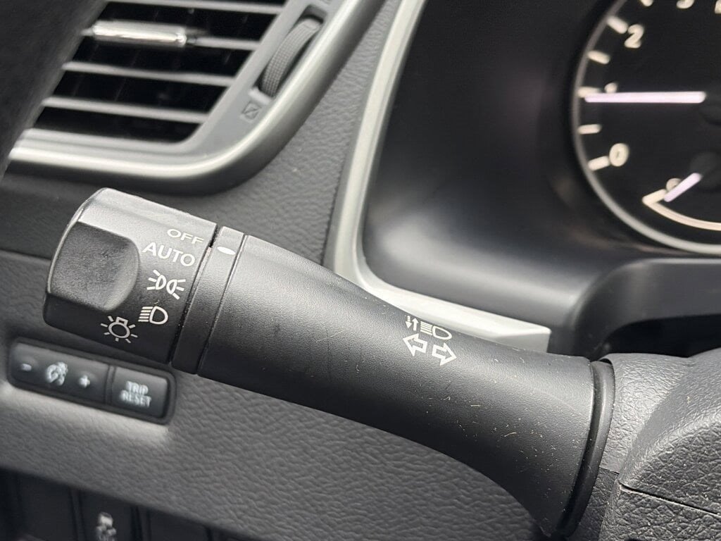 Used 2023 Nissan Murano S image 19