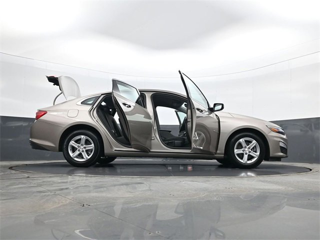 Certified 2024 Chevrolet Malibu LS image 33