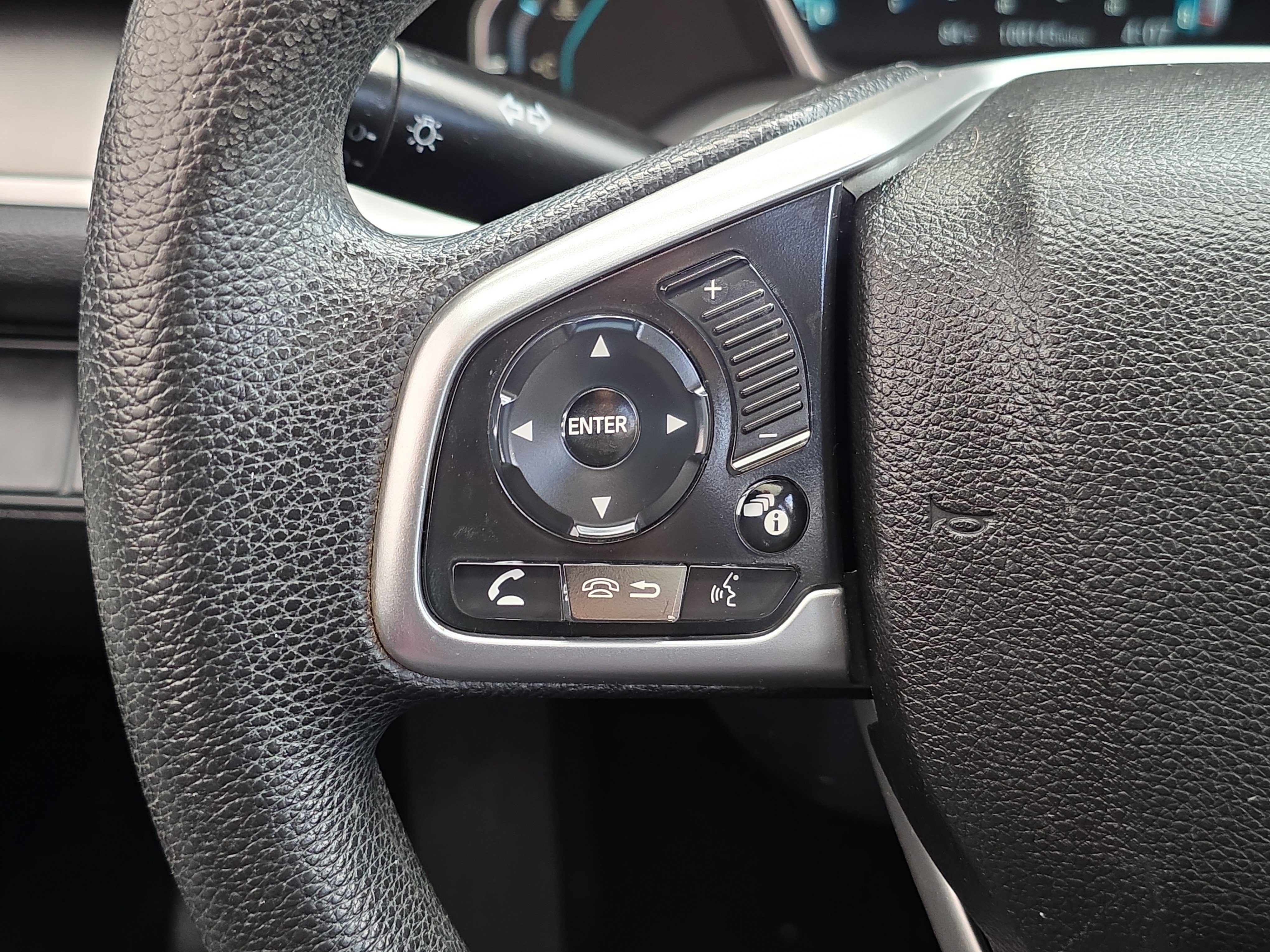Used 2018 Honda Civic EX image 15