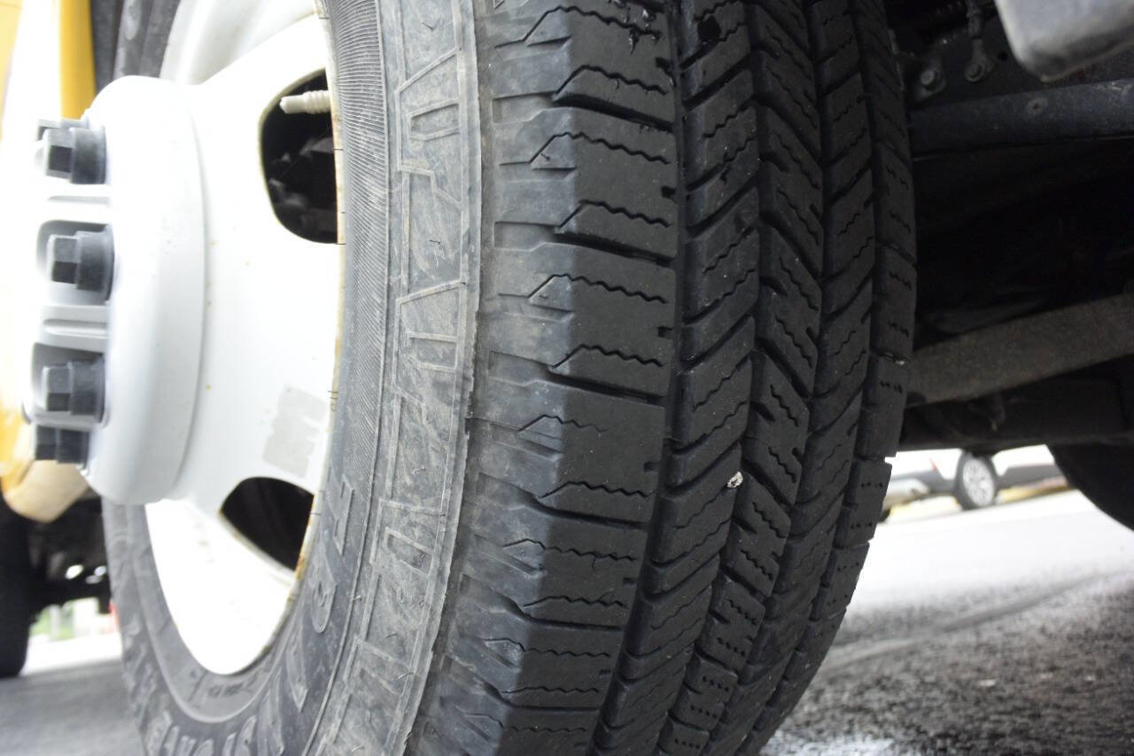 Used 2021 GMC Savana 3500 Extended w/ Power Convenience Package image 44