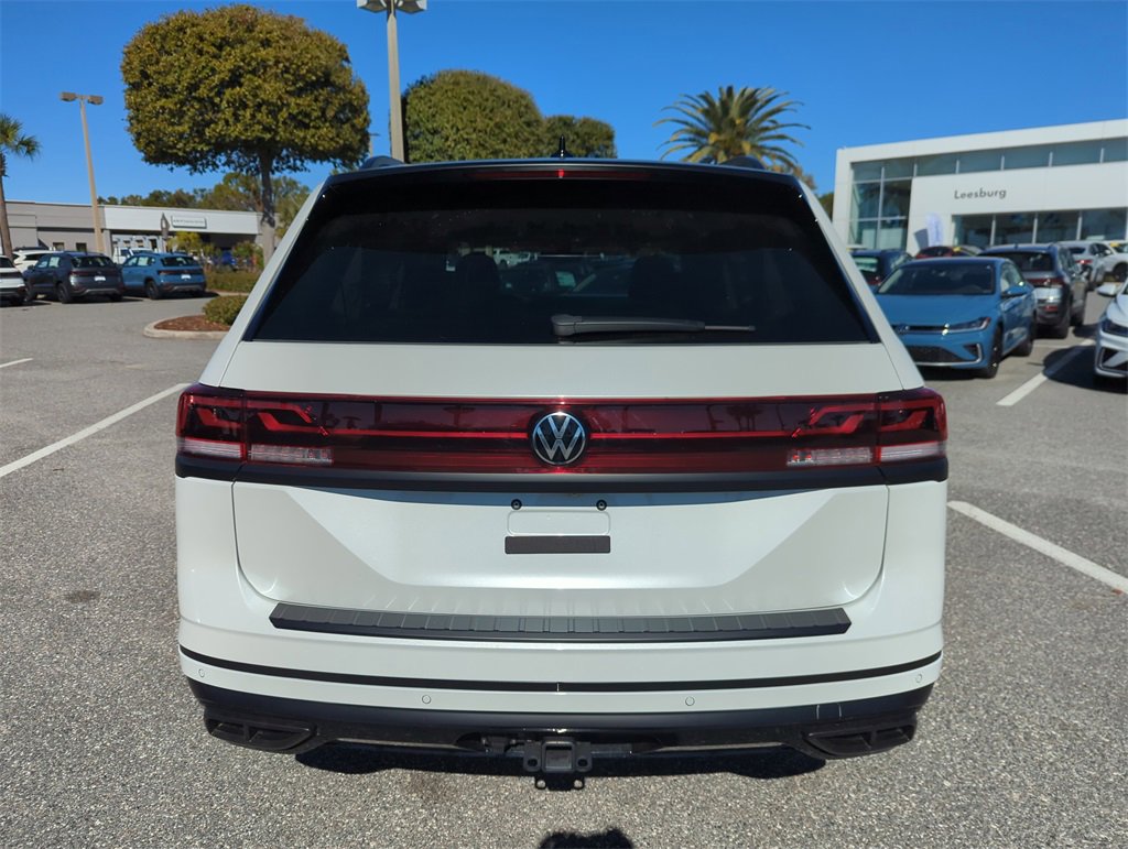 Used 2025 Volkswagen Atlas SEL Premium R-Line image 7
