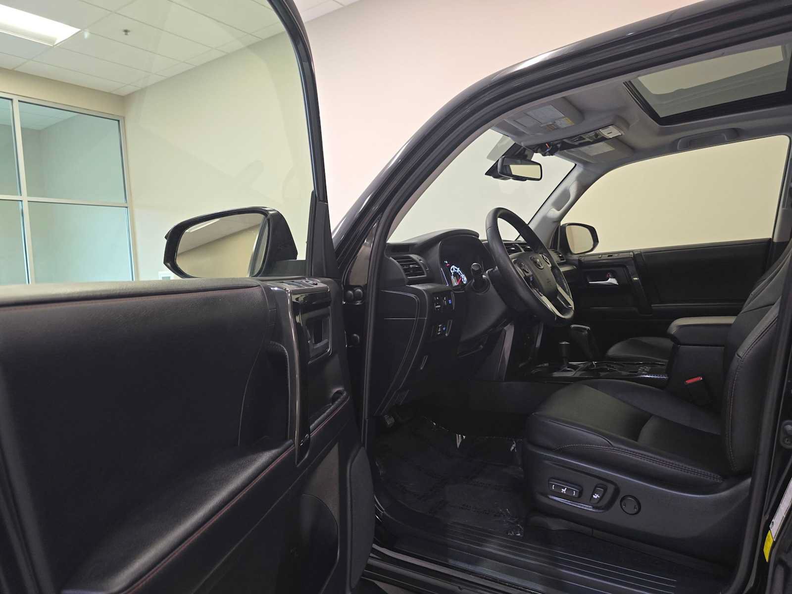 Certified 2023 Toyota 4Runner TRD Off-Road Premium w/ Moonroof Package AWD/4WD image 23