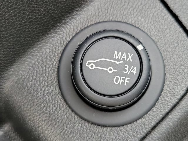 Used 2024 GMC Terrain SLT AWD/4WD image 25