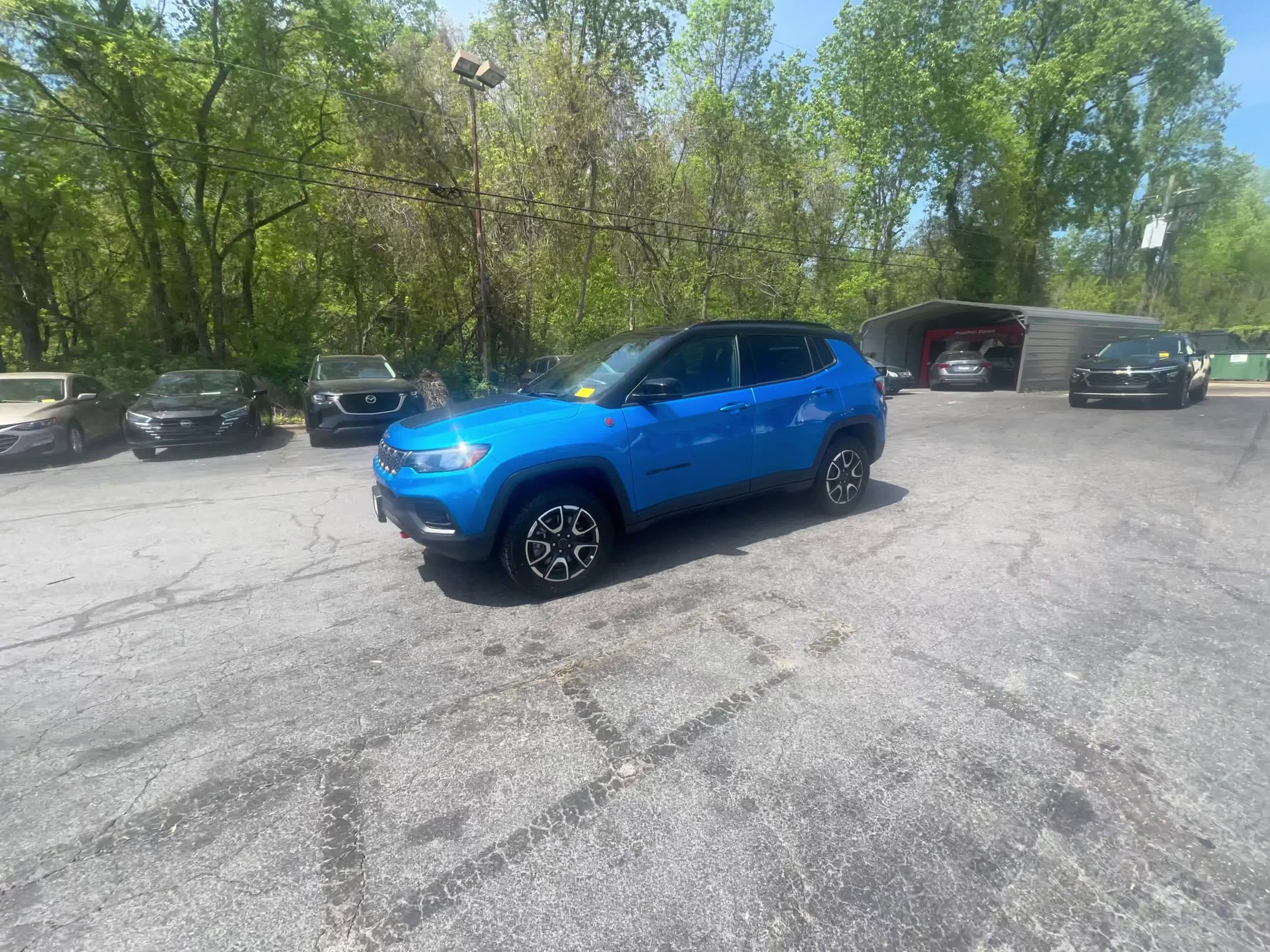 Used 2025 Chevrolet Trax LT FWD image 10