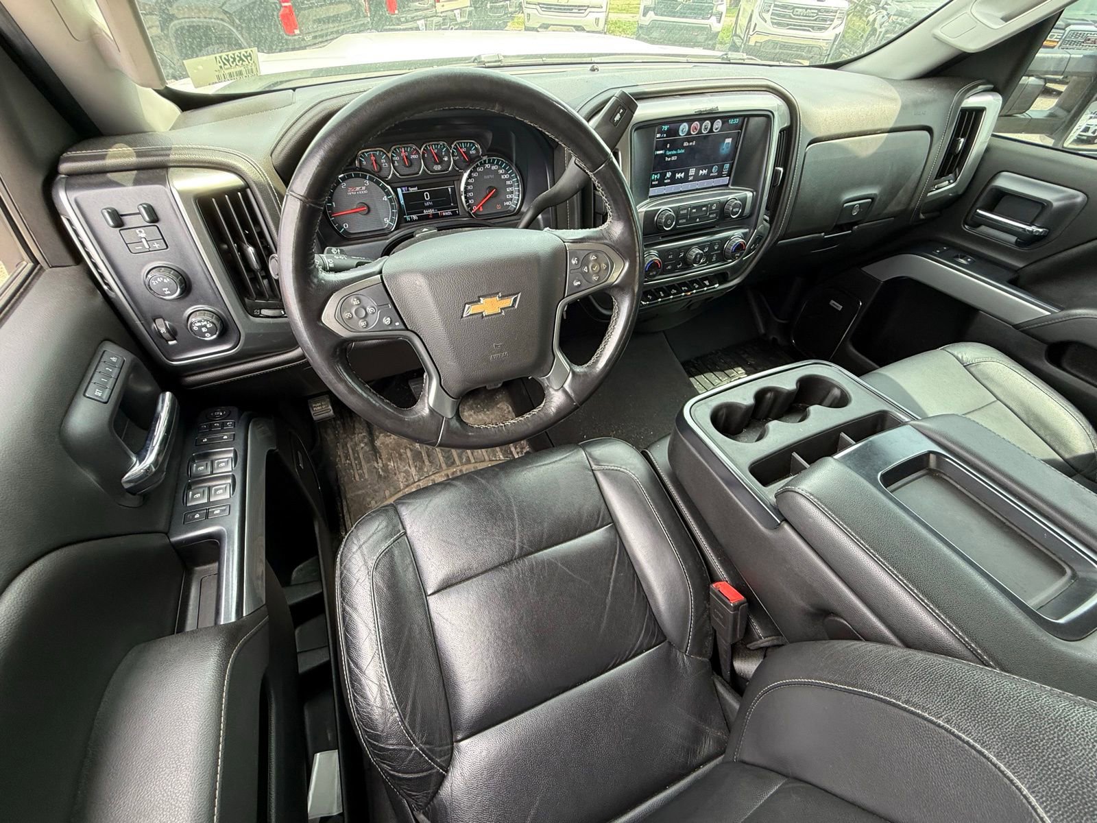 Used 2019 Chevrolet Silverado 2500 LTZ w/ LTZ Plus Package AWD/4WD image 11