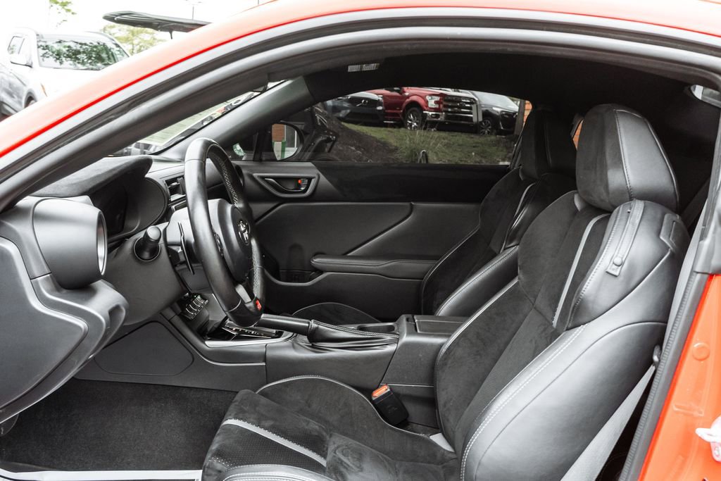 Used 2023 Toyota GR86 Premium RWD image 22