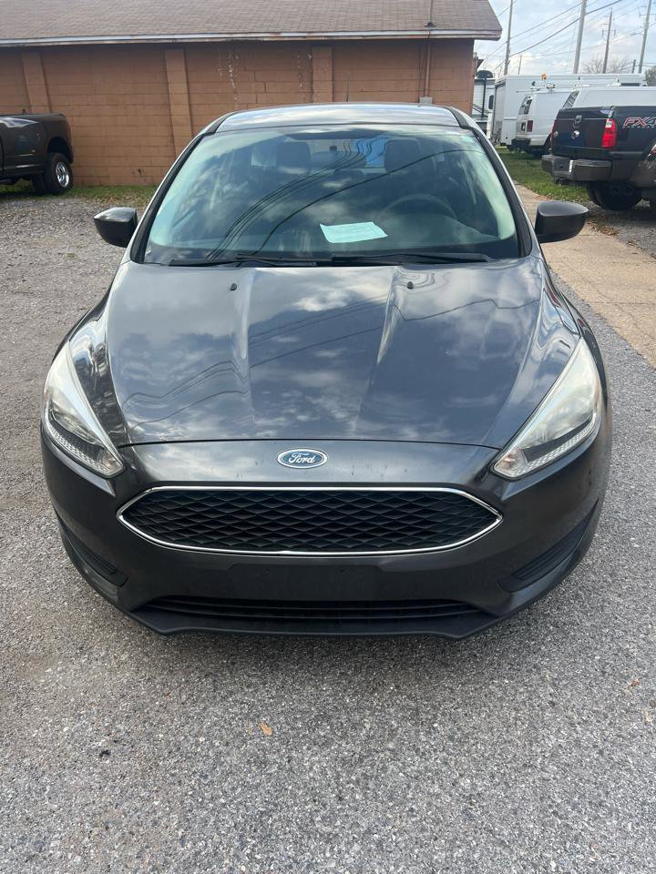 Used 2018 Ford Focus SE image 3