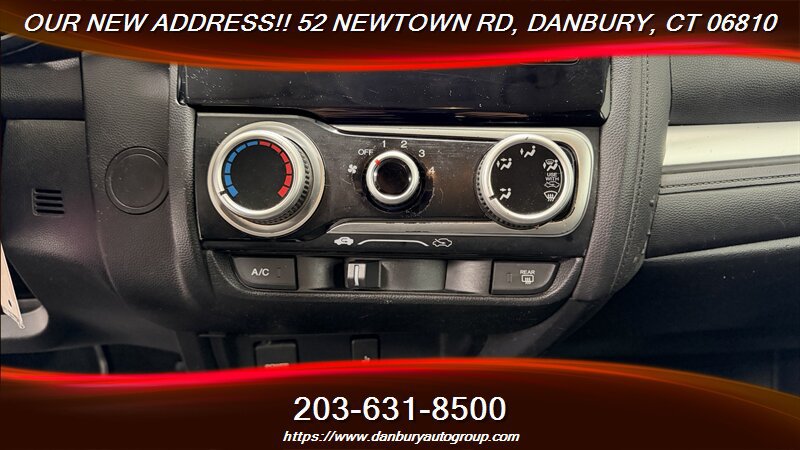 Used 2018 Honda Fit LX image 21