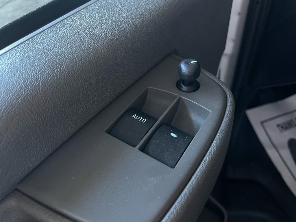 Used 2023 GMC Savana 2500 Extended w/ Driver Convenience Package image 28