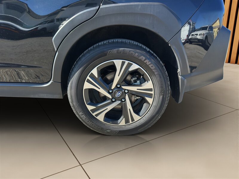 Used 2024 Subaru Crosstrek 2.0i Premium AWD/4WD image 24