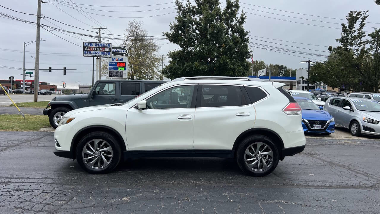 Used 2015 Nissan Rogue SL w/ SL Premium Package image 2