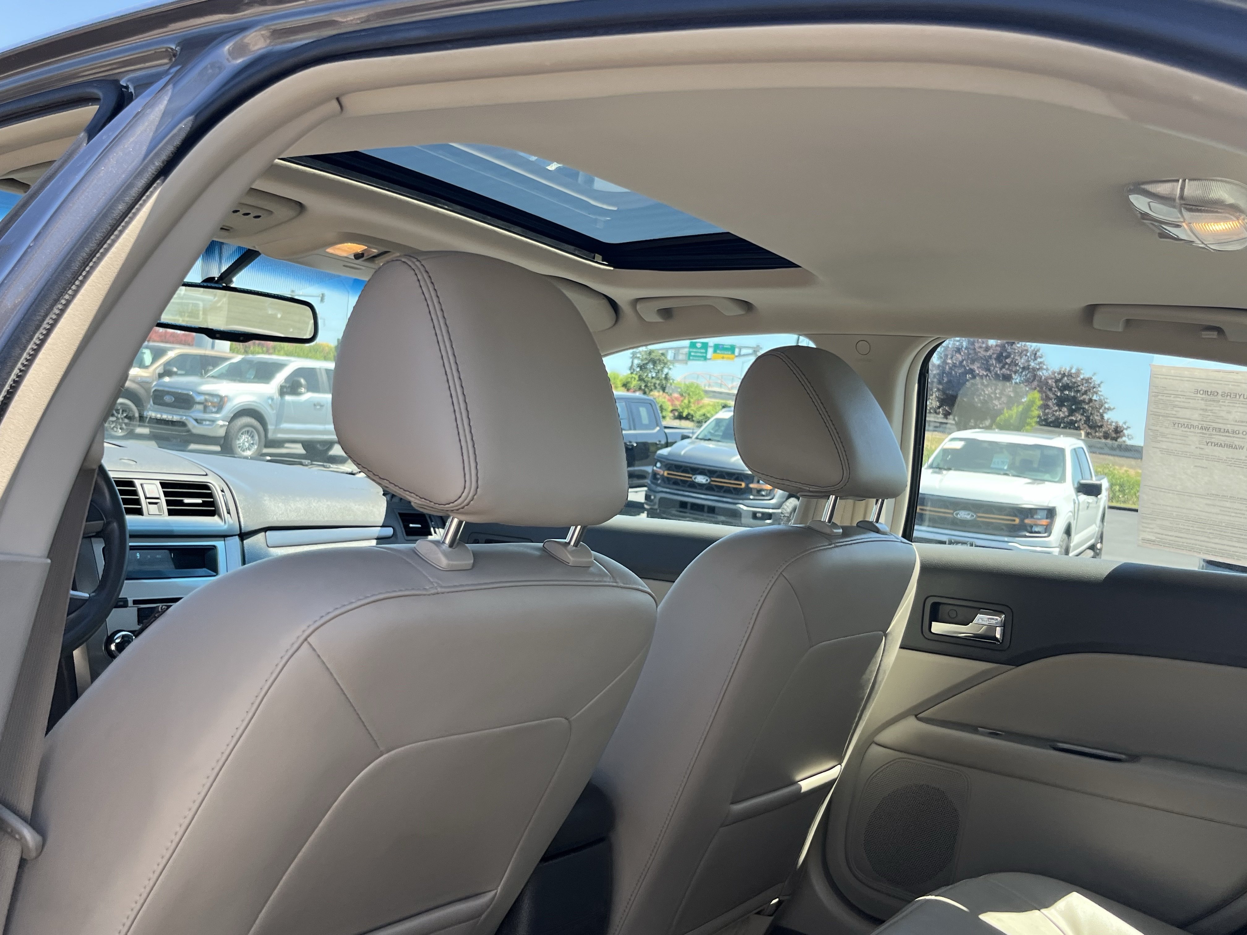 Used 2011 Ford Fusion SEL w/ 301A Rapid Spec Order Code FWD image 13