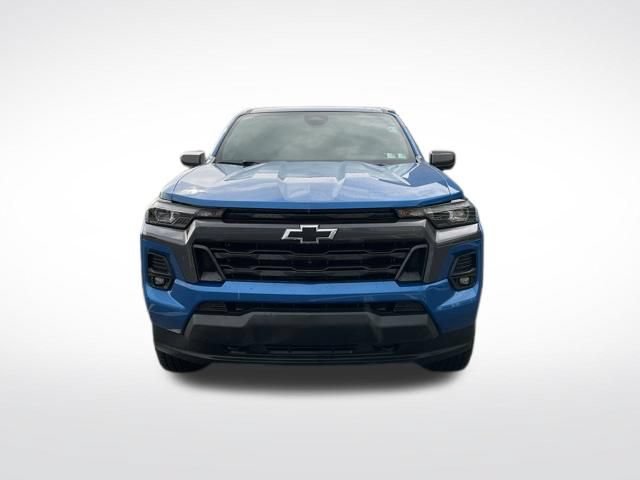Used 2023 Chevrolet Colorado LT w/ LT Convenience Package III AWD/4WD image 2