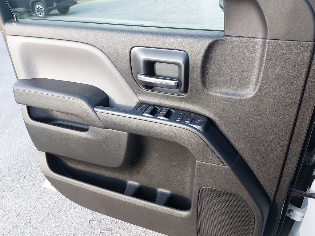 Used 2017 Chevrolet Silverado 1500 Custom w/ Custom Convenience Package image 20