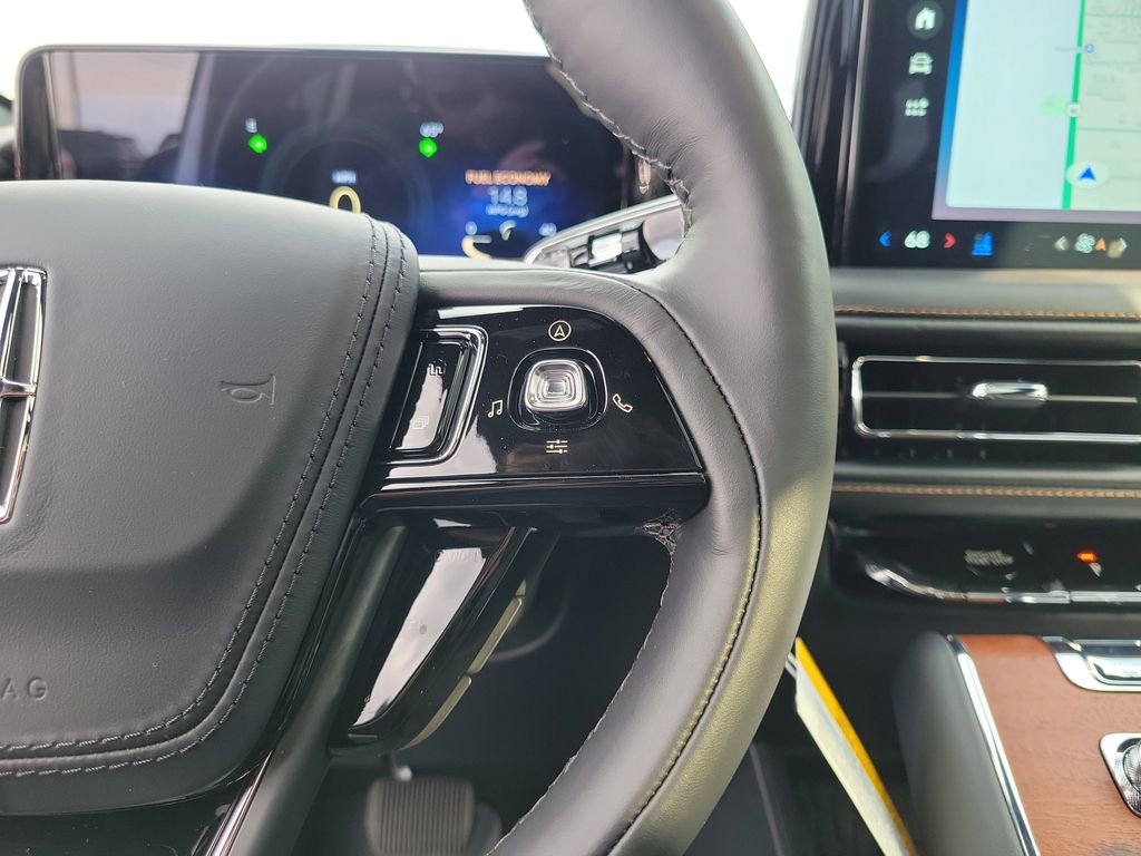 New 2026 Lincoln Aviator Black Label w/ Jet Appearance Package image 25