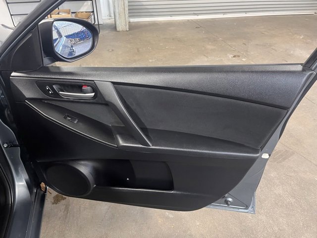 Used 2012 MAZDA MAZDA3 i Sport image 12