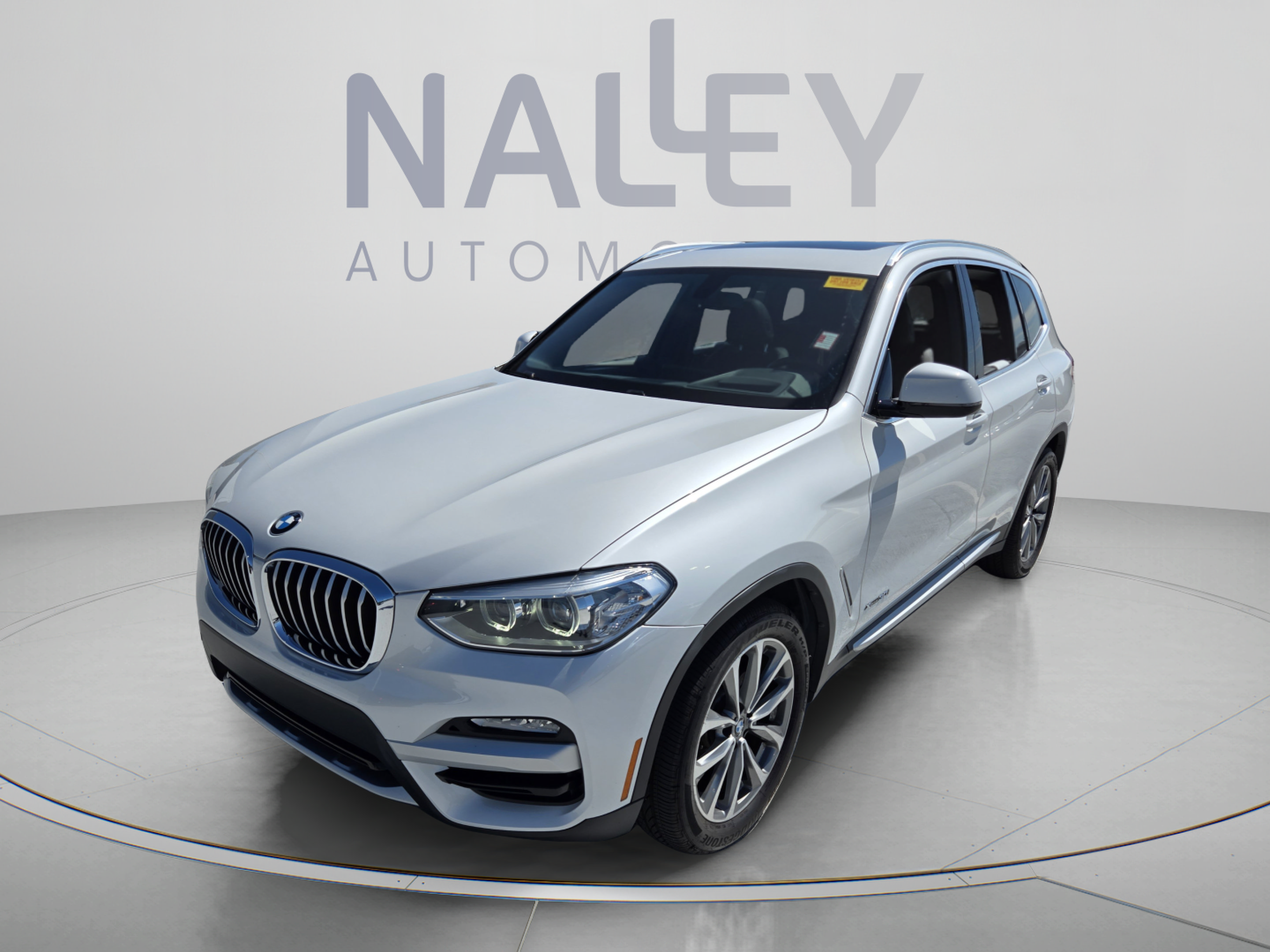 Used 2018 BMW X3 xDrive30i AWD/4WD image 1