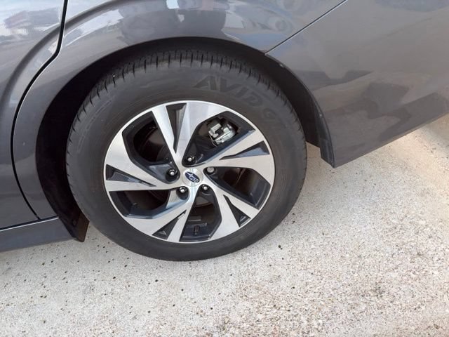 Used 2025 Subaru Legacy Premium AWD/4WD image 4