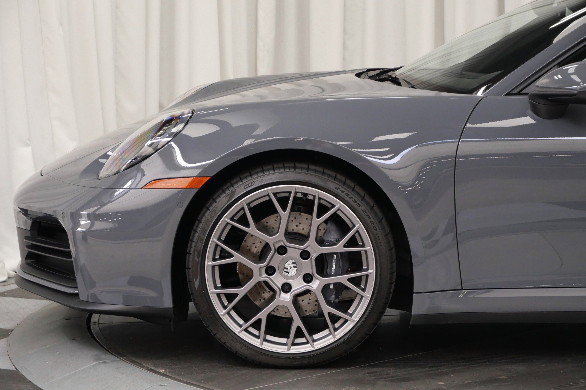 Used 2025 Porsche 911 Carrera w/ Premium Package image 10