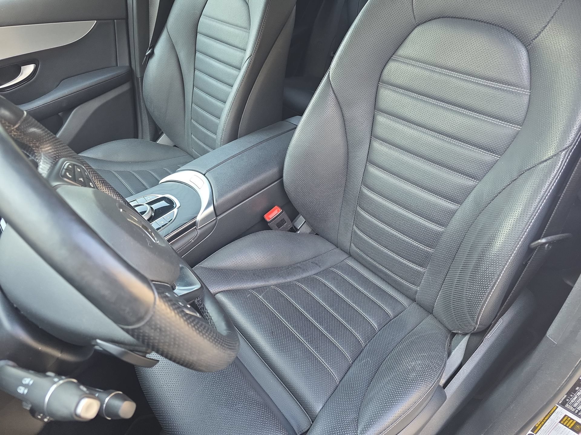 Used 2019 Mercedes-Benz GLC 300 4MATIC image 15