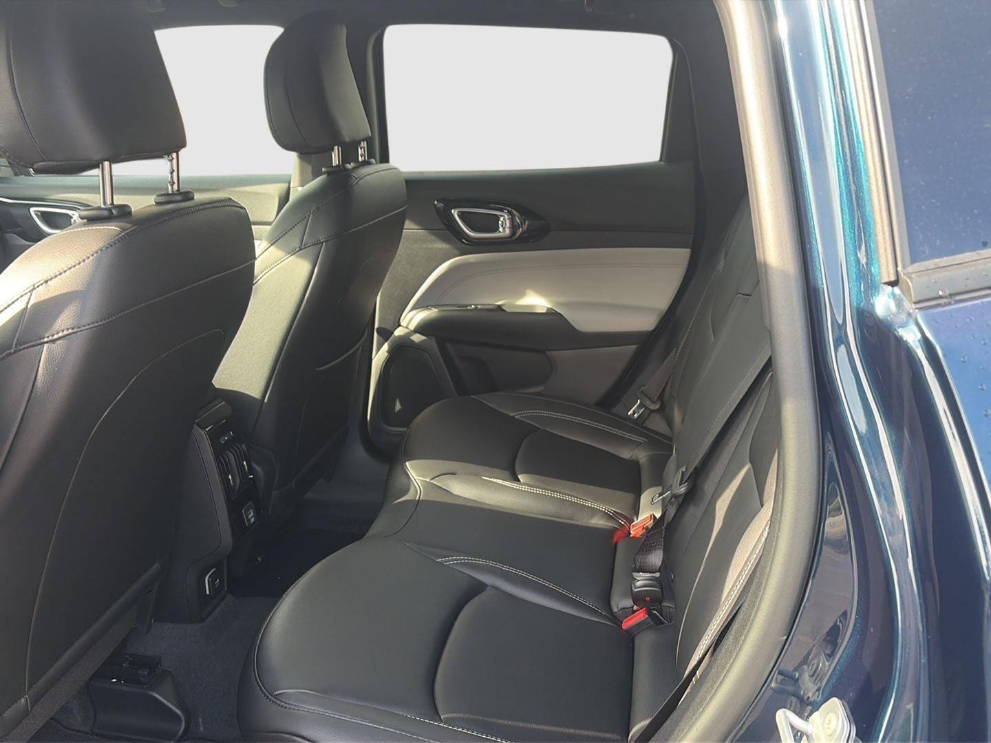 New 2026 Jeep Compass Limited AWD/4WD image 35