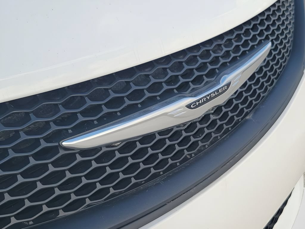 New 2026 Chrysler Voyager LX FWD image 39