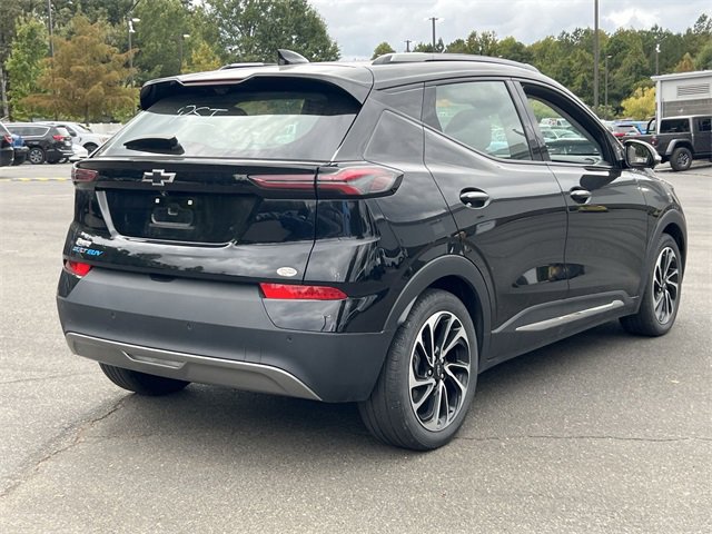 Used 2022 Chevrolet Bolt EUV Premier w/ Sun & Sound Package image 13