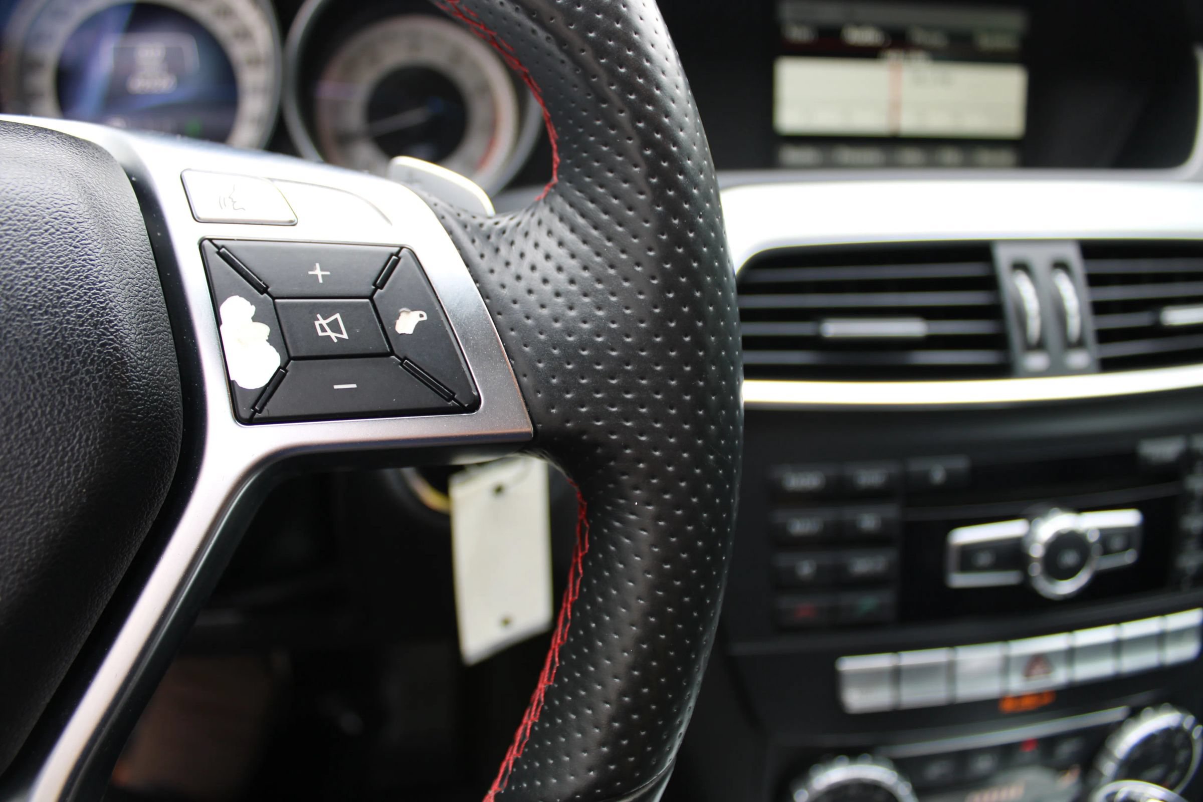 Used 2015 Mercedes-Benz C 250 Coupe w/ Sport Package image 10