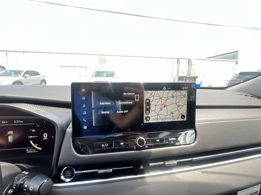 New 2025 Mitsubishi Outlander SE image 16