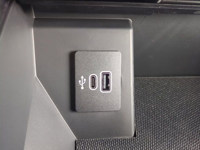 New 2026 Ford F150 Lariat w/ Equipment Group 501A Mid image 23