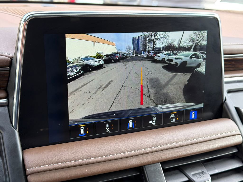 Used 2022 Chevrolet Tahoe High Country image 32