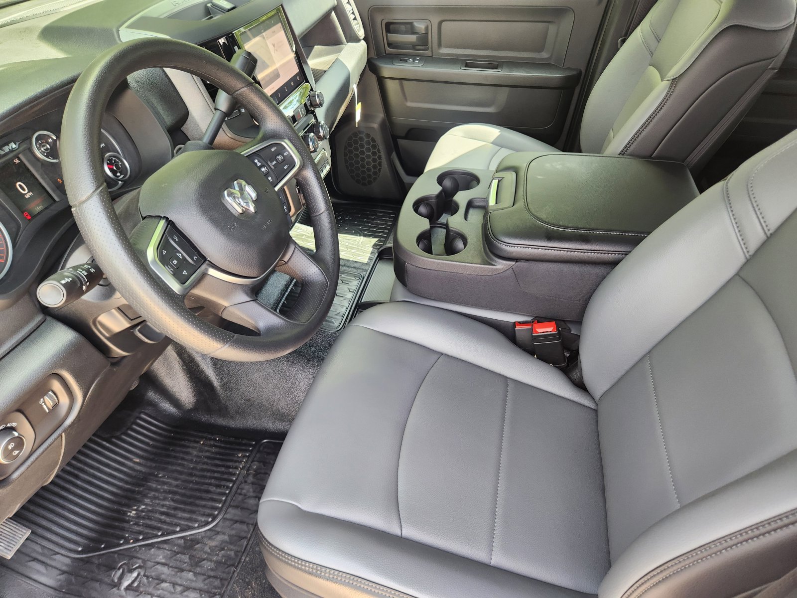 New 2026 RAM 5500 Tradesman w/ Chrome Appearance Group AWD/4WD image 13