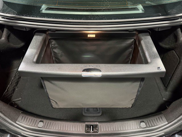 Used 2019 Mercedes-Benz E 300 4MATIC image 12