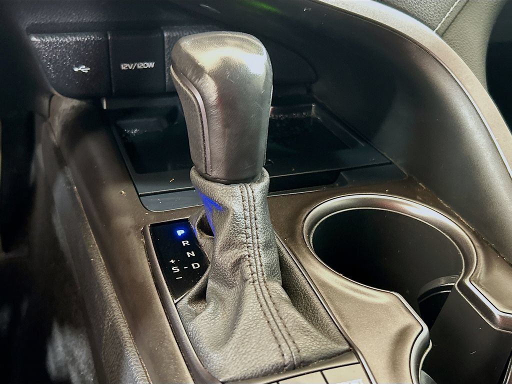 Used 2022 Toyota Camry XSE w/ Cold Weather Package FWD image 13