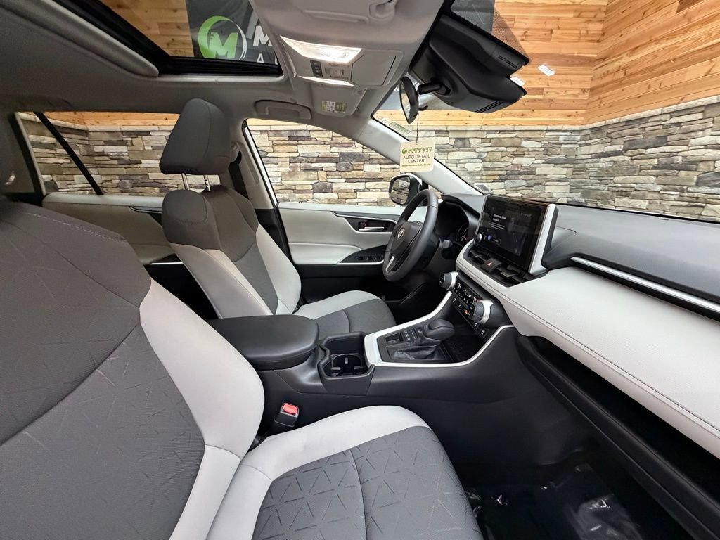 Used 2023 Toyota RAV4 XLE image 14
