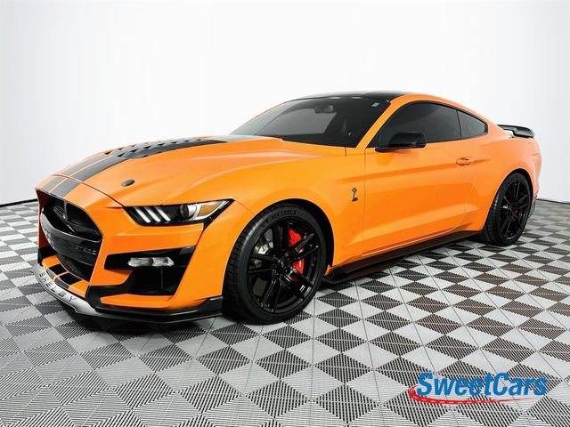Used 2020 Ford Mustang Shelby GT500 w/ Technology Package RWD image 3