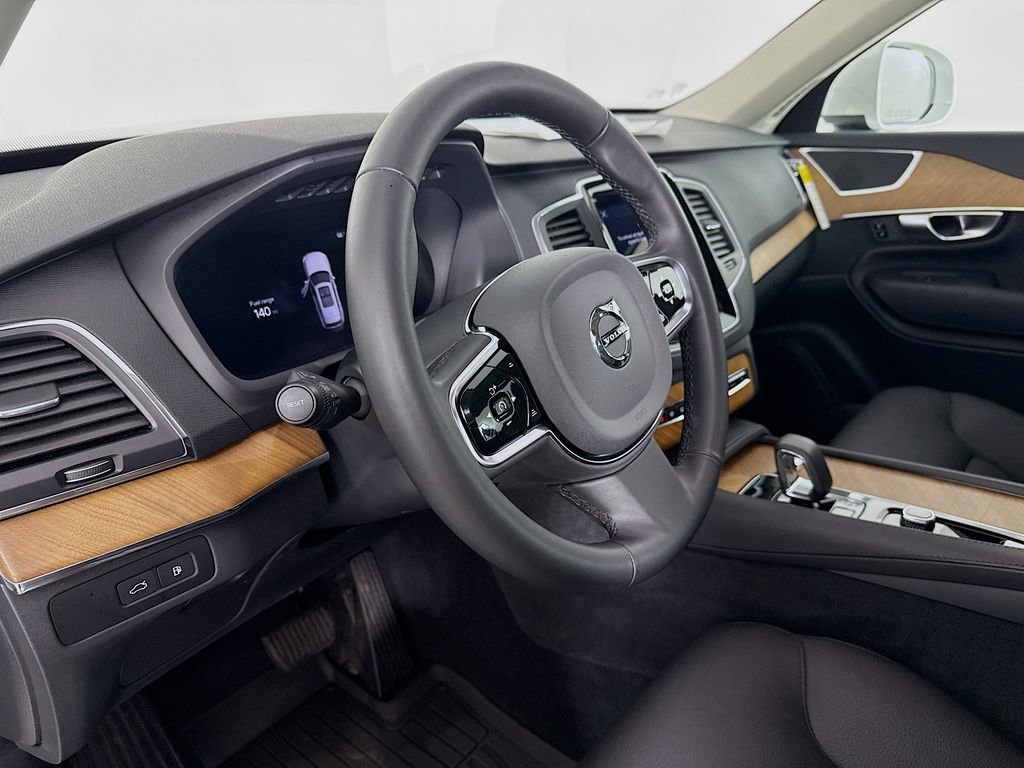 Used 2024 Volvo XC90 T8 Core w/ Protection Package Premier AWD/4WD image 4