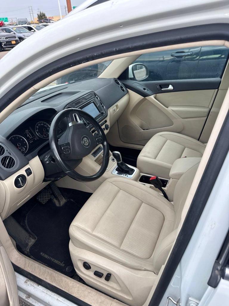 Used 2017 Volkswagen Tiguan Wolfsburg Edition AWD/4WD image 11