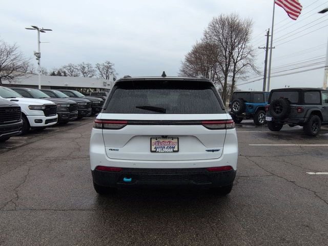 Used 2023 Jeep Grand Cherokee Trailhawk w/ Advanced Protech Group II image 4