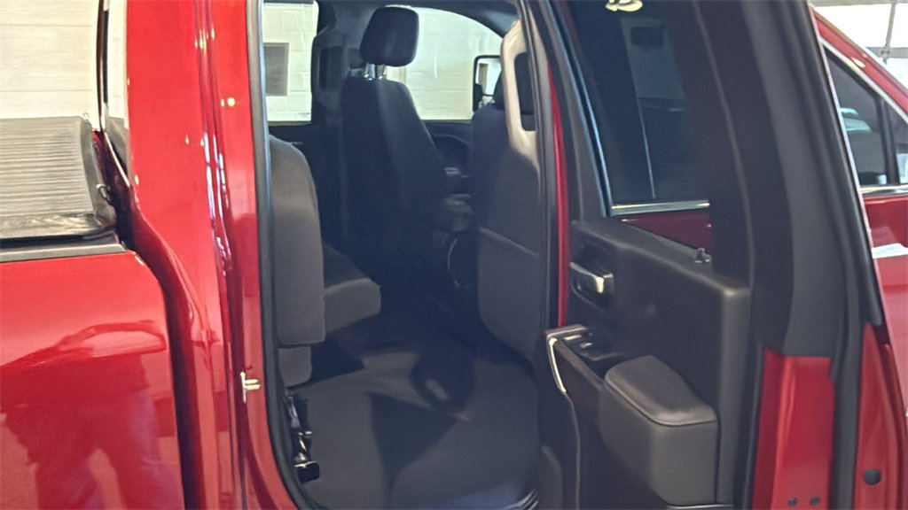 Used 2022 GMC Sierra 2500 SLE w/ SLE Value Package; image 15