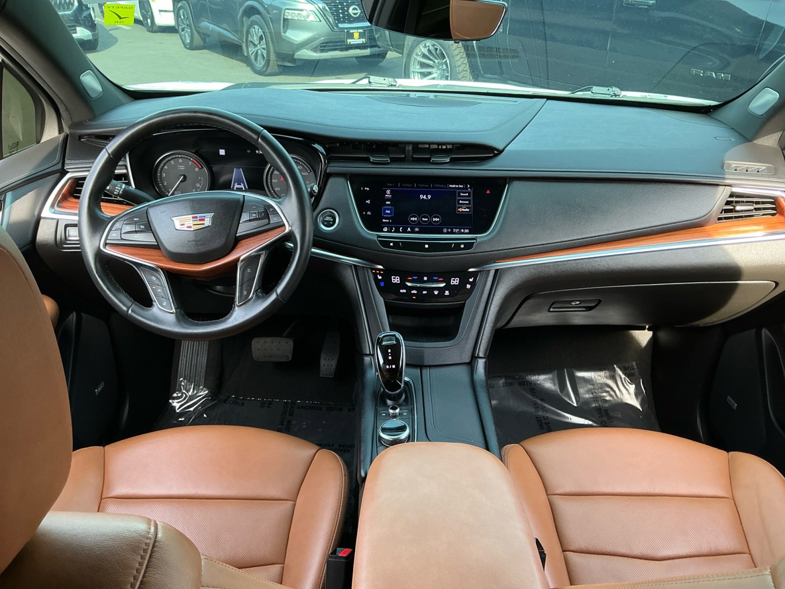 Used 2021 Cadillac XT5 Premium Luxury FWD image 18