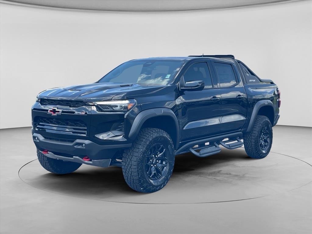 New 2026 Chevrolet Colorado ZR2 w/ Midnight Edition AWD/4WD video 3