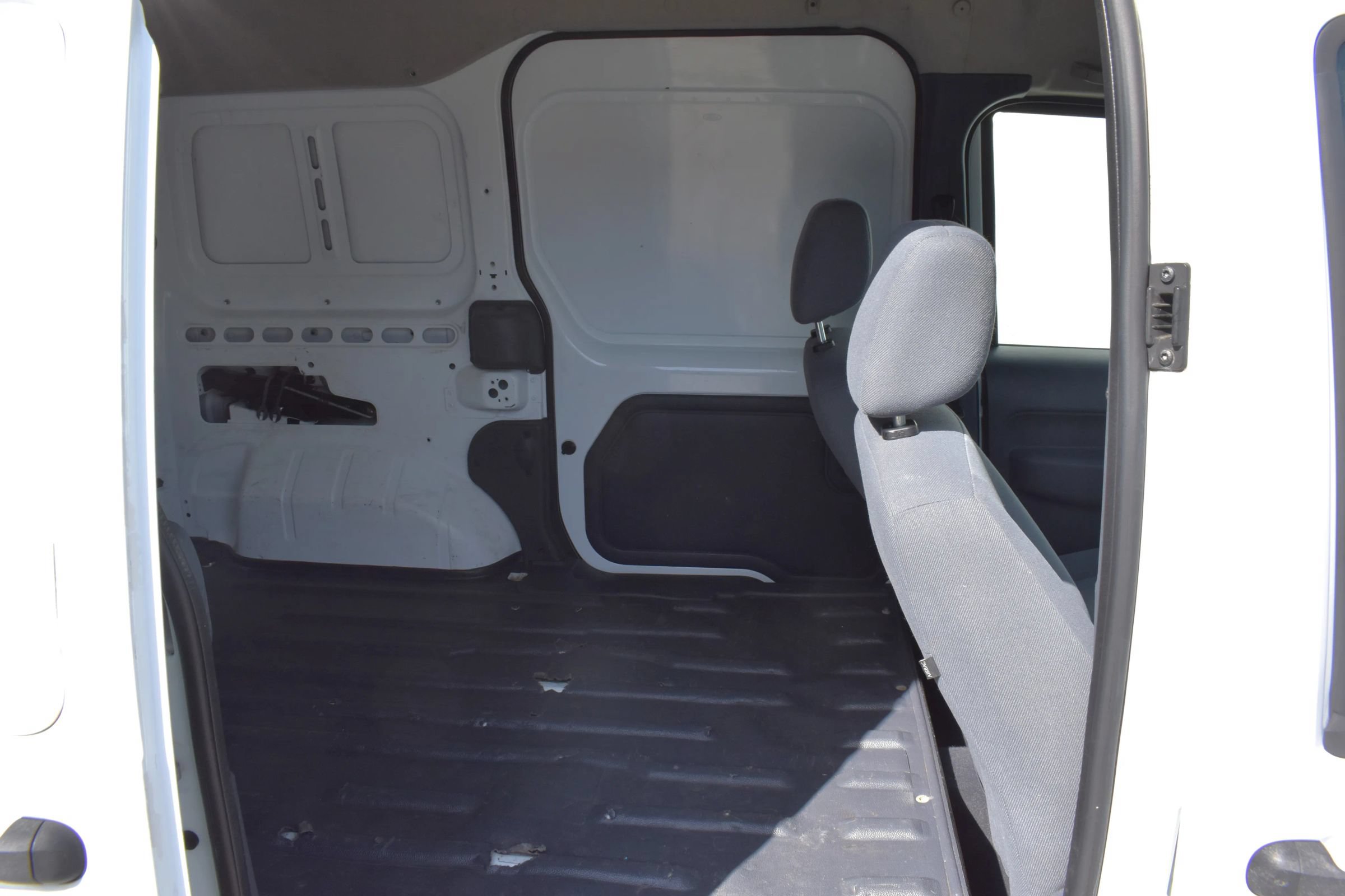 Used 2011 Ford Transit Connect XL FWD image 43