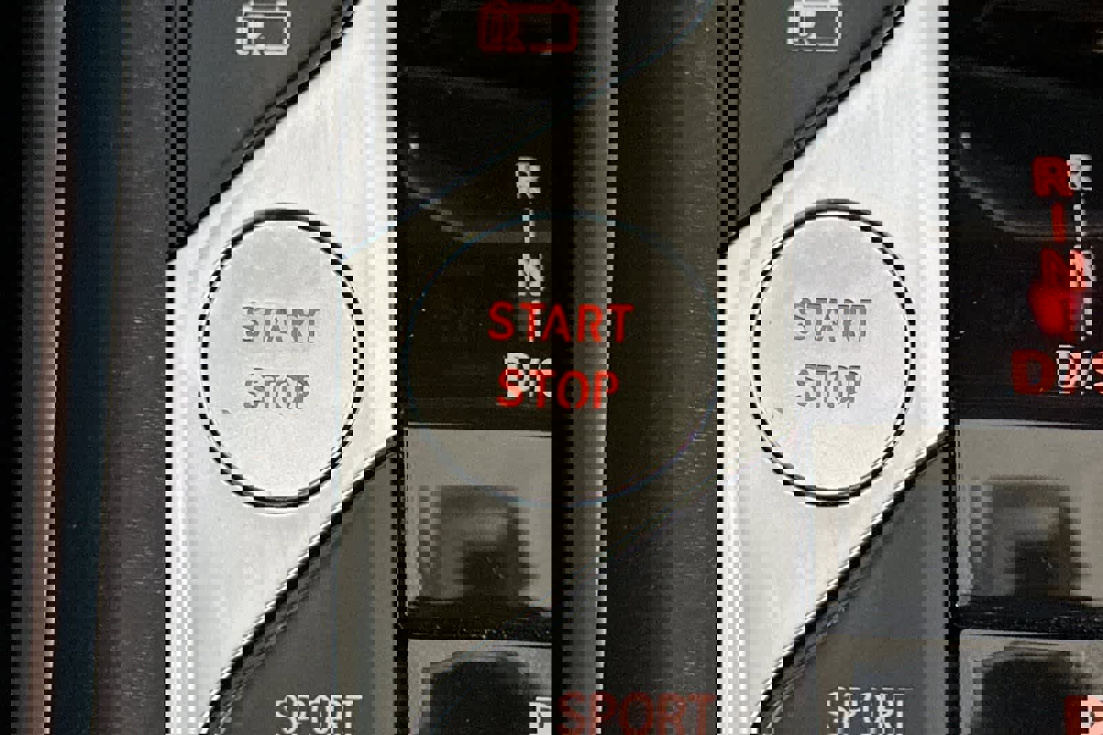 Used 2023 BMW 330e xDrive 330e xDrive w/ Driving Assistance Package image 22