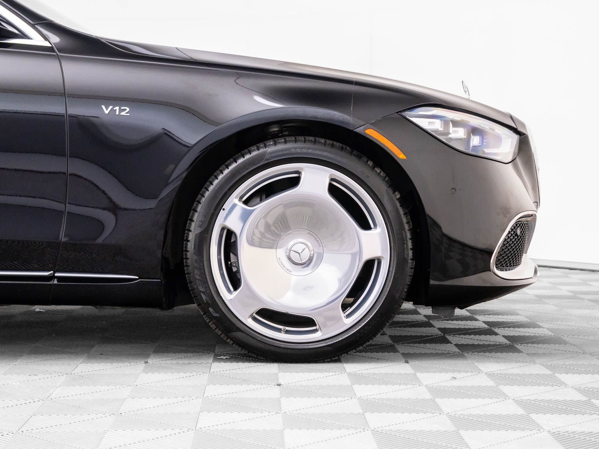 Used 2023 Mercedes-Benz Maybach S 680 4MATIC image 35